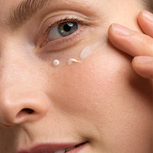 Load image into Gallery viewer, Madara TIME MIRACLE Wrinkle Resist Eye Cream