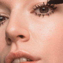 Load image into Gallery viewer, Madara COME CLOSER Infinite Lash Mascara