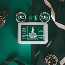 Load image into Gallery viewer, Majestic Mutt Dogs On The Run Grooming Travel Gift Set
